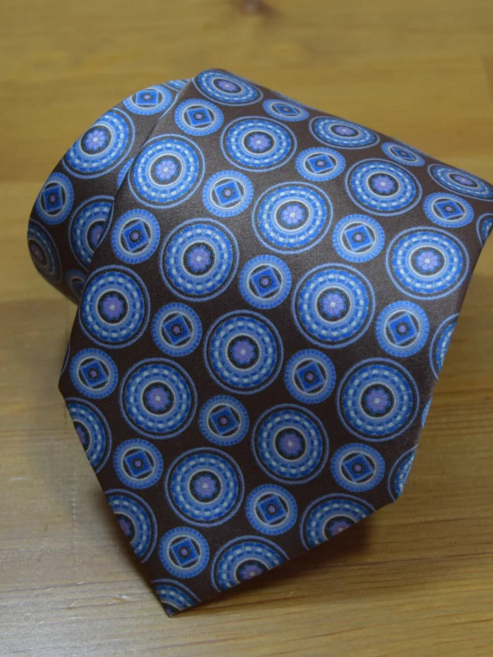 $840 BRIONI Brown Aqua Blue Geometric Medallion Handmade Italy Silk Neck Tie XL